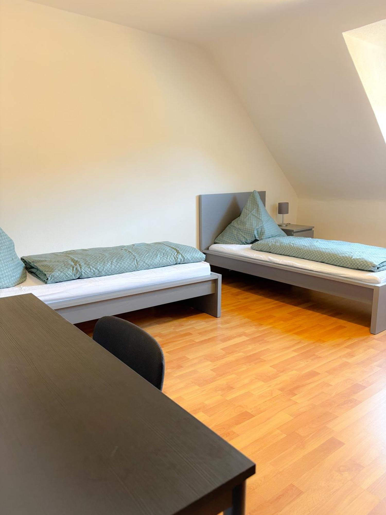 Ueber Neu Ulm's Daechern, 2 Schlafzimmer Inkl. Stellplatz Apartment